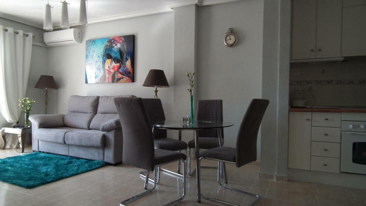 Sea View Apartament La Mata  Ngoại thất bức ảnh